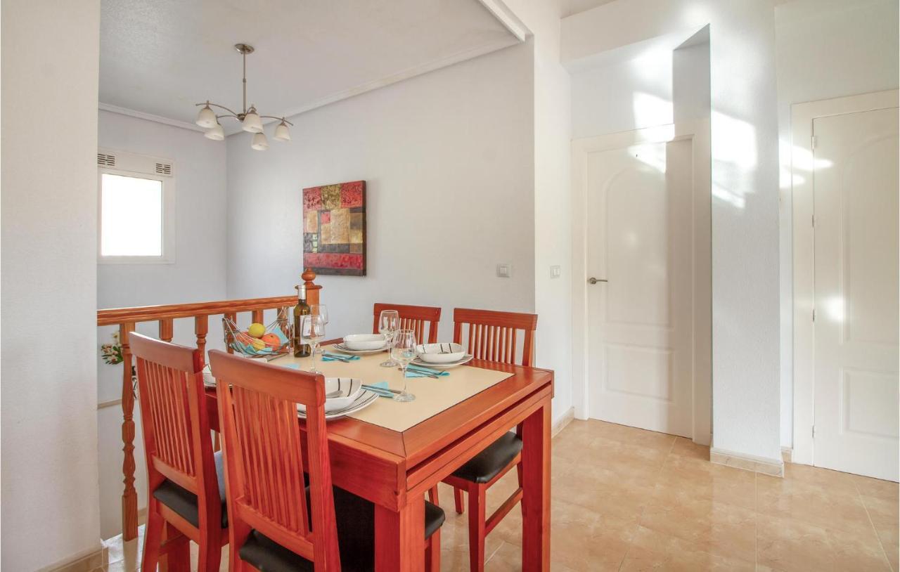 Nice Home In Ciudad Quesada With Wifi Extérieur photo