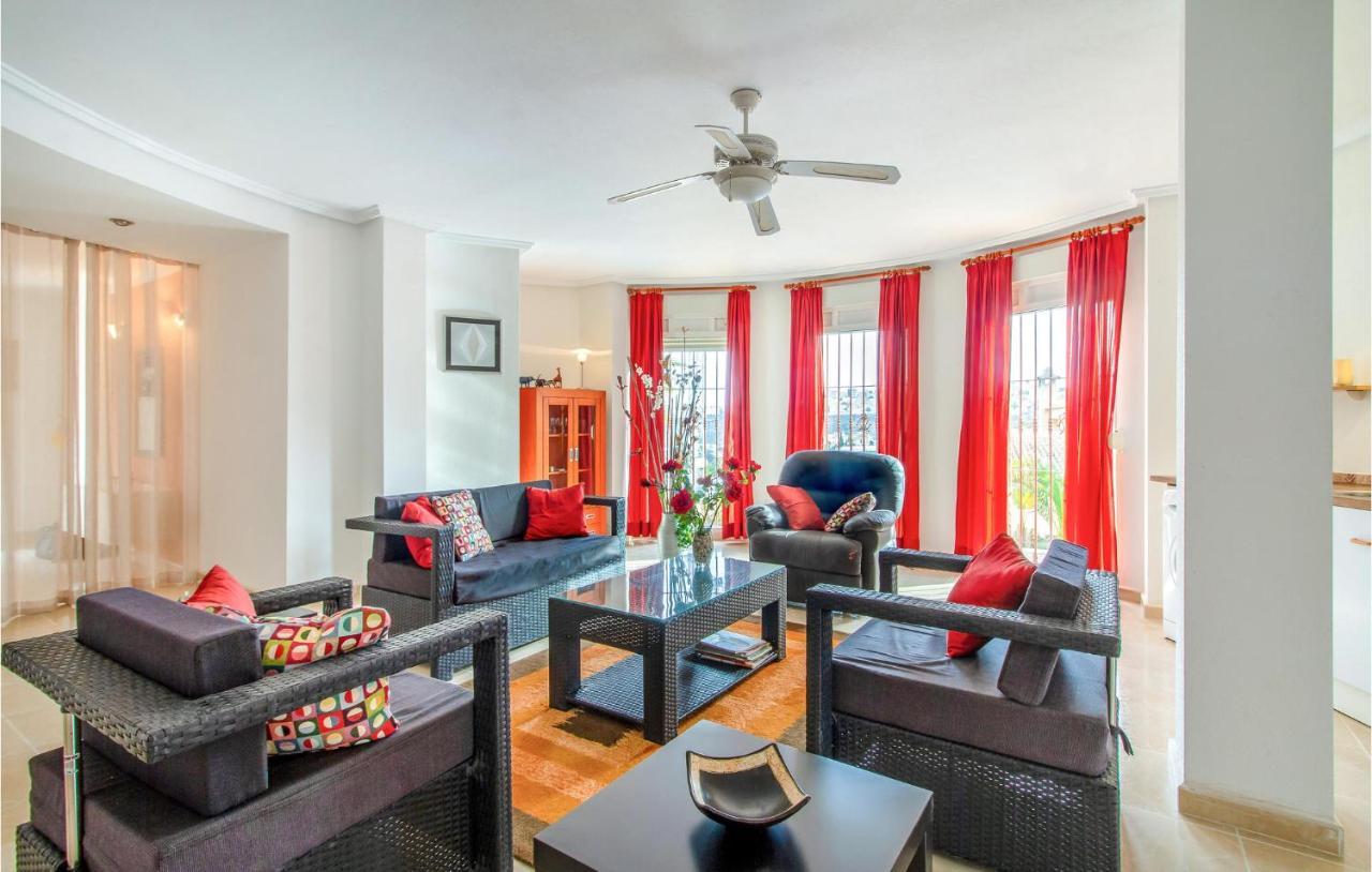 Nice Home In Ciudad Quesada With Wifi Extérieur photo